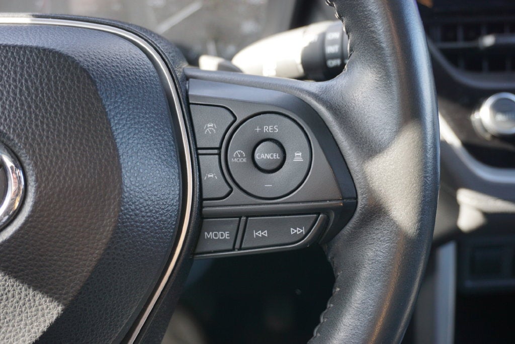 2024 Toyota Corolla Cross Hybrid SE