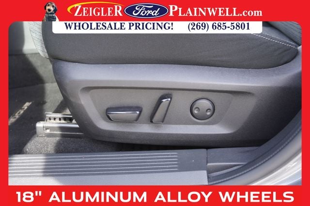 2022 Nissan Rogue SV AWD Rear Parking Sensors Remote keyless entry Rea