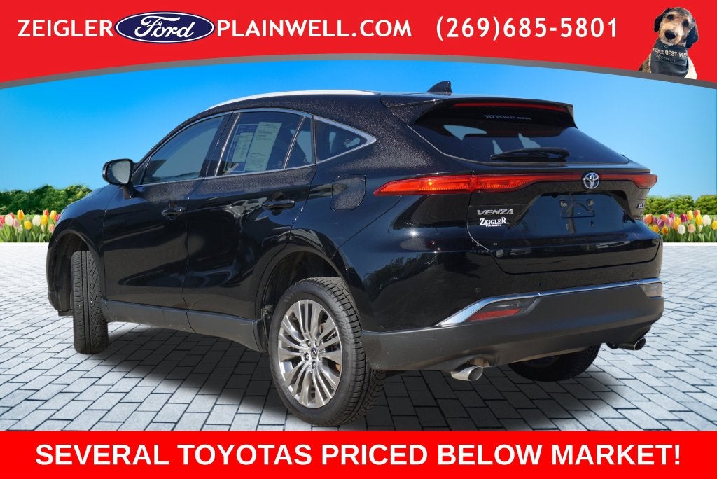 2023 Toyota Venza XLE