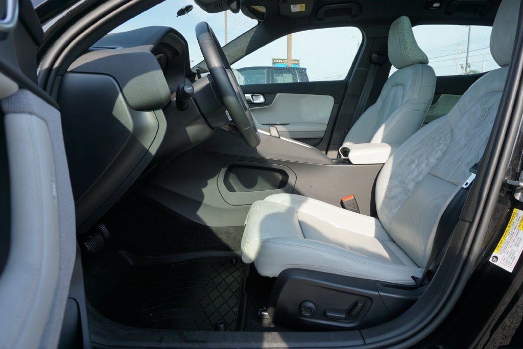 2023 Polestar 2 Long Range Dual Motor AWD Pilot Pk Plus 360 Camera Nav Pano Roof