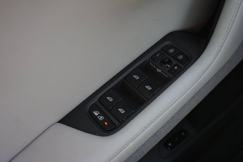 2023 Polestar 2 Long Range Dual Motor AWD Pilot Pk Plus 360 Camera Nav Pano Roof