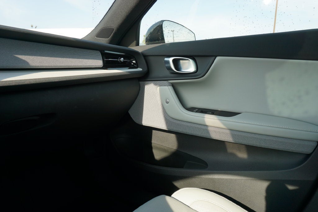 2023 Polestar 2 Long Range Dual Motor AWD Pilot Pk Plus 360 Camera Nav Pano Roof