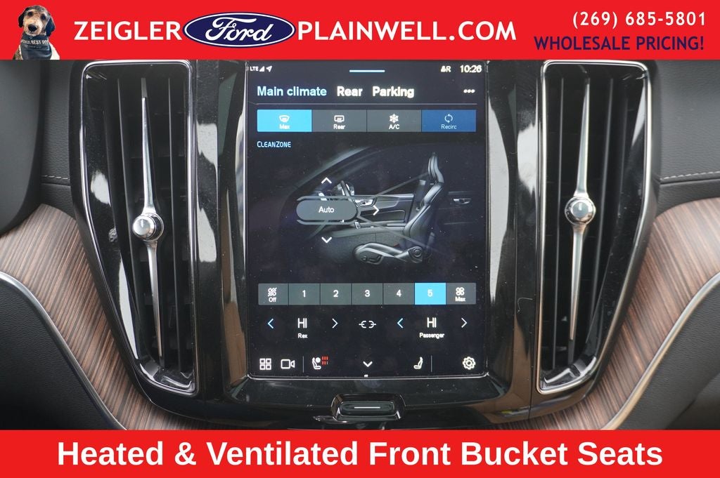 2023 Volvo XC60 B5 Ultimate Bright Theme