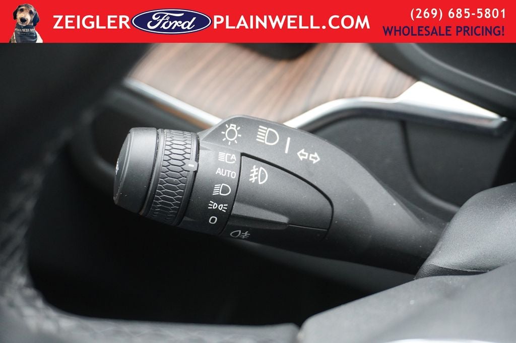 2023 Volvo XC60 B5 Ultimate Bright Theme