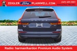2023 Volvo XC60 B5 Ultimate Bright Theme
