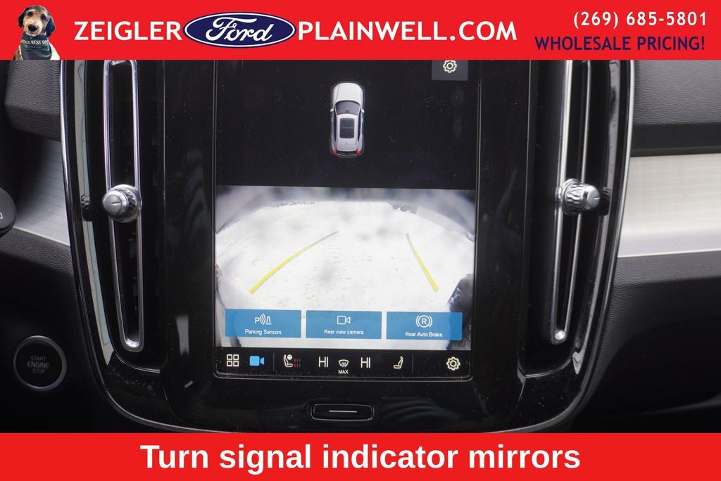 2024 Volvo XC40 B5 Core AWD