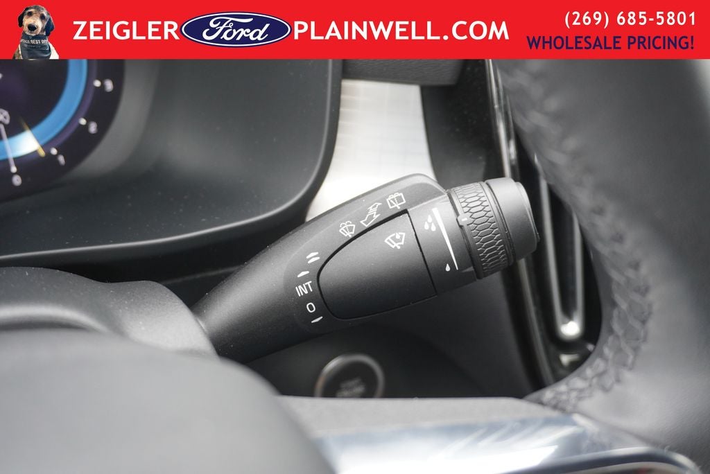 2024 Volvo XC40 B5 Core AWD