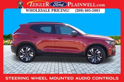 2023 Volvo XC40 B5 Plus Dark Theme AWD HEATED LEATHER POWER MOONROOF NAV