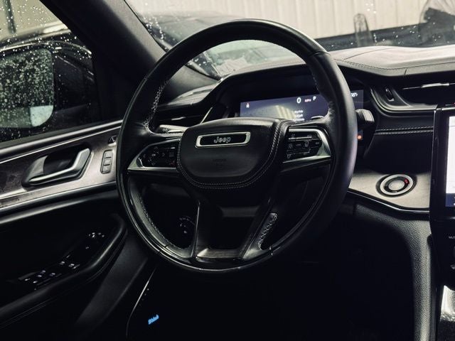 2023 Jeep Grand Cherokee Overland 4x4