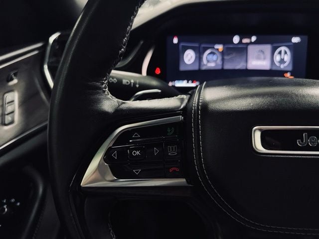 2023 Jeep Grand Cherokee Overland 4x4