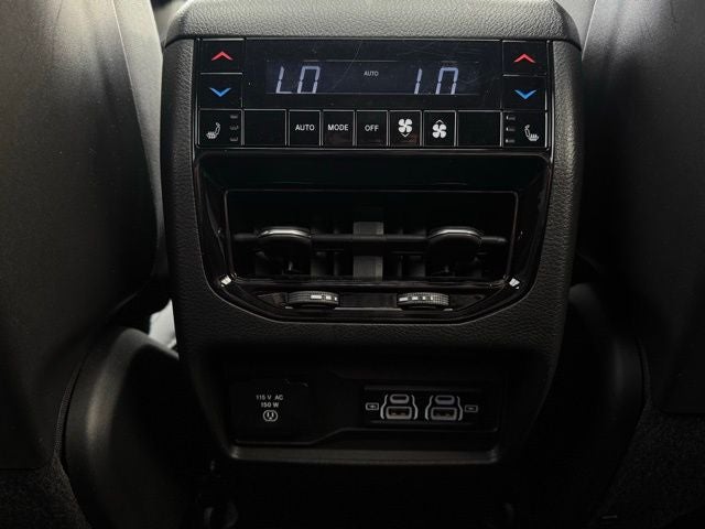 2022 Jeep Grand Cherokee Overland 4x4