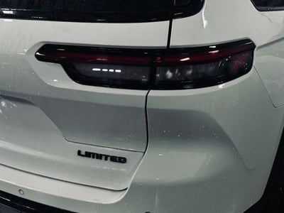 2023 Jeep Grand Cherokee L Limited 4x4