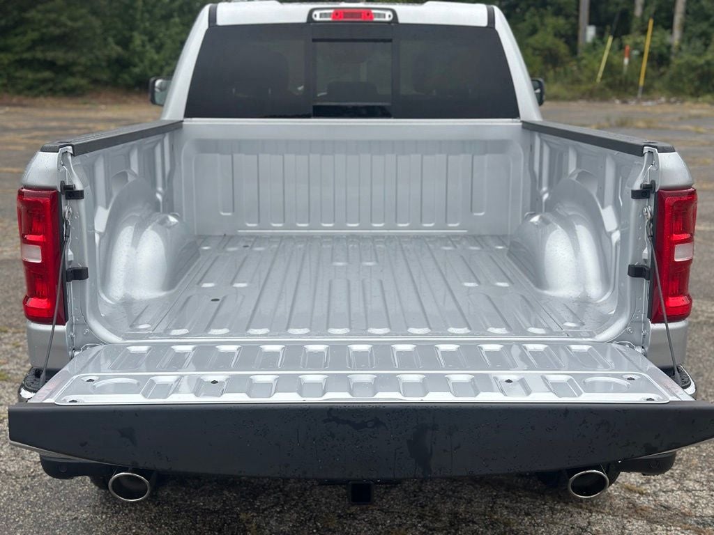 2027 RAM 1500 Big Horn/Lone Star