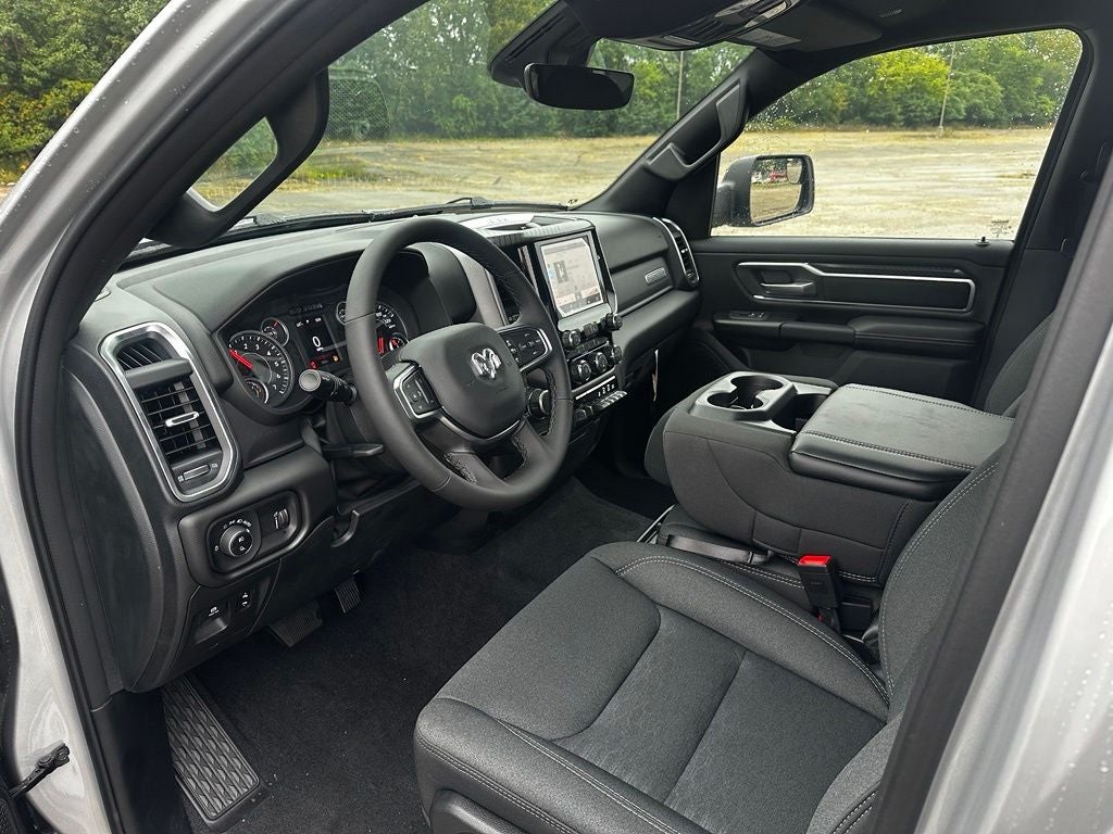 2027 RAM 1500 Big Horn/Lone Star