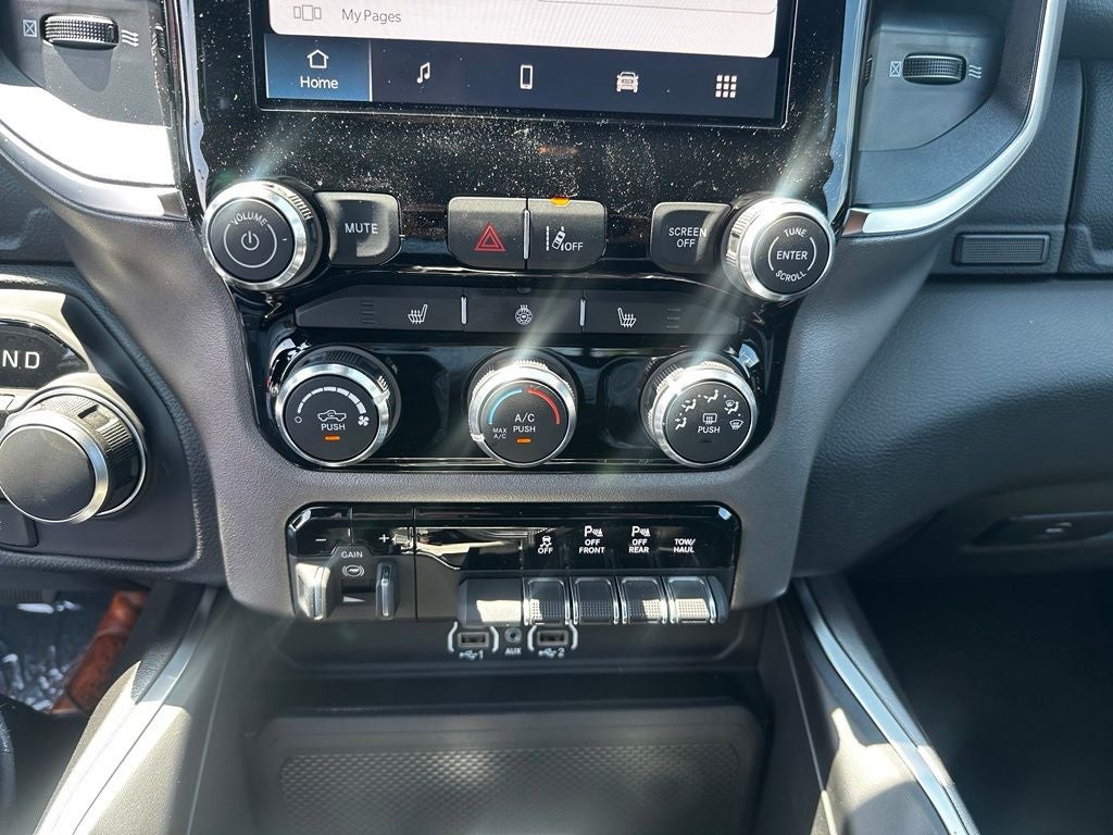 2026 RAM 1500 RAM 1500 BIG HORN QUAD CAB 4X4 6'4' BOX