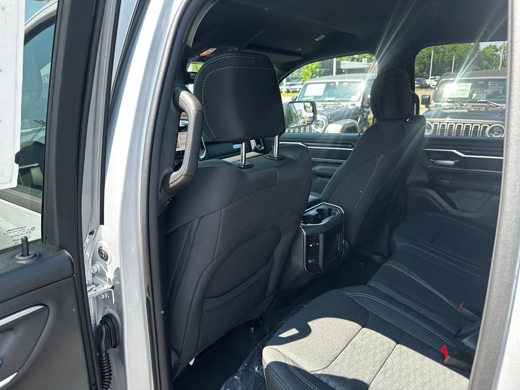 2026 RAM 1500 RAM 1500 BIG HORN QUAD CAB 4X4 6'4' BOX