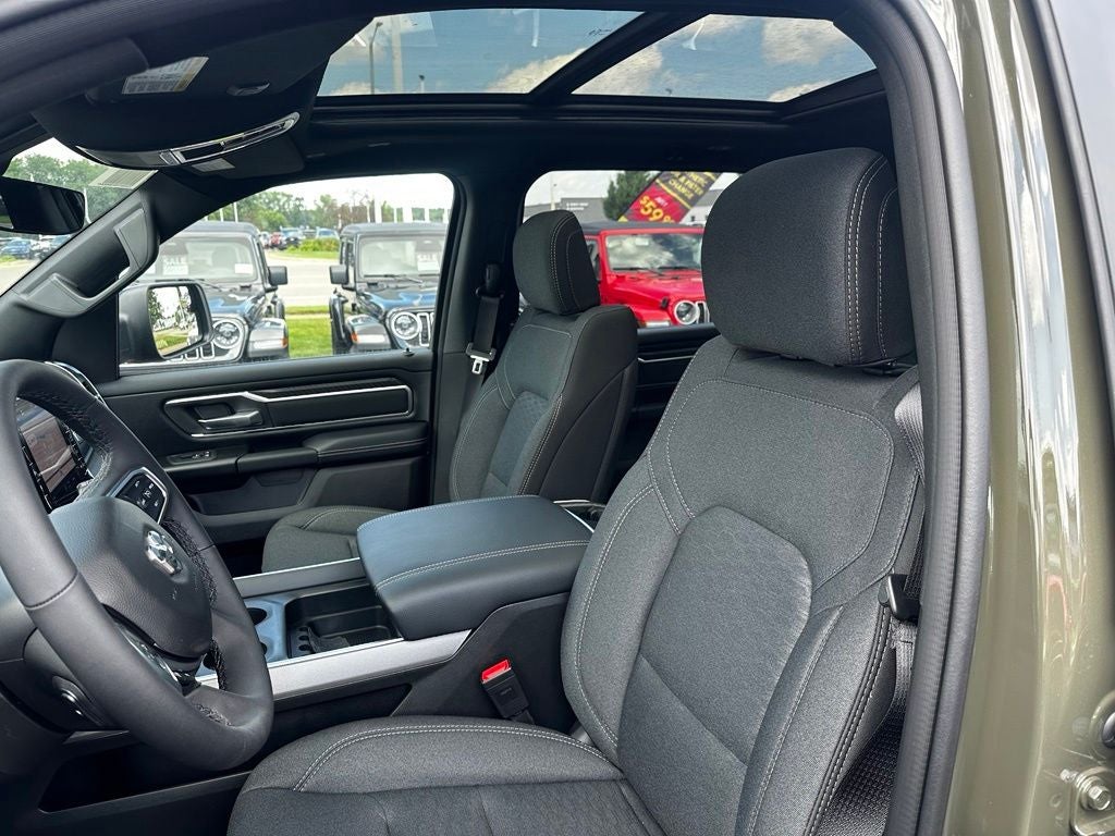 2026 RAM 1500 RAM 1500 BIG HORN CREW CAB 4X4 5'7' BOX