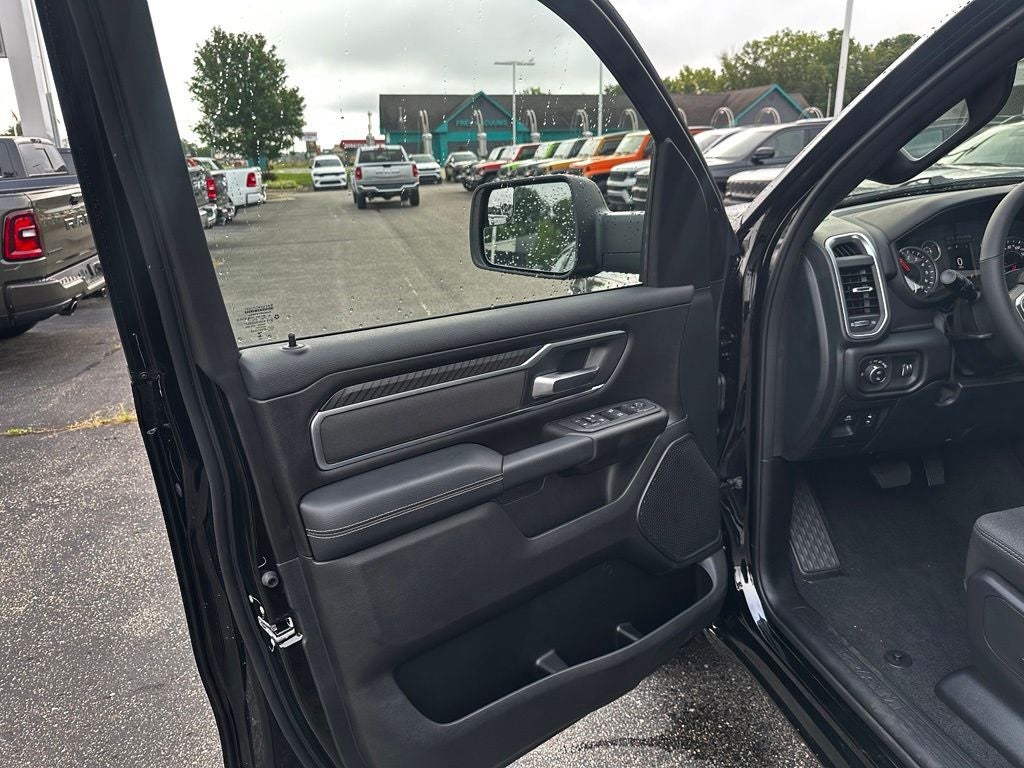 2027 RAM 1500 Big Horn