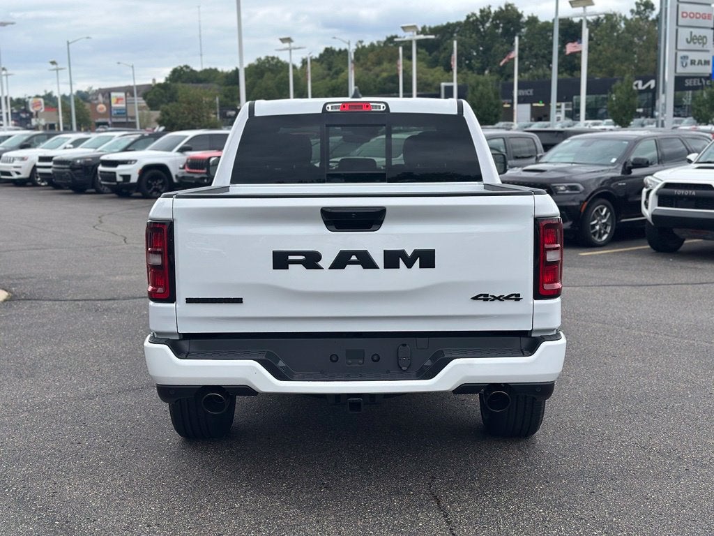 2027 RAM 1500 Big Horn/Lone Star