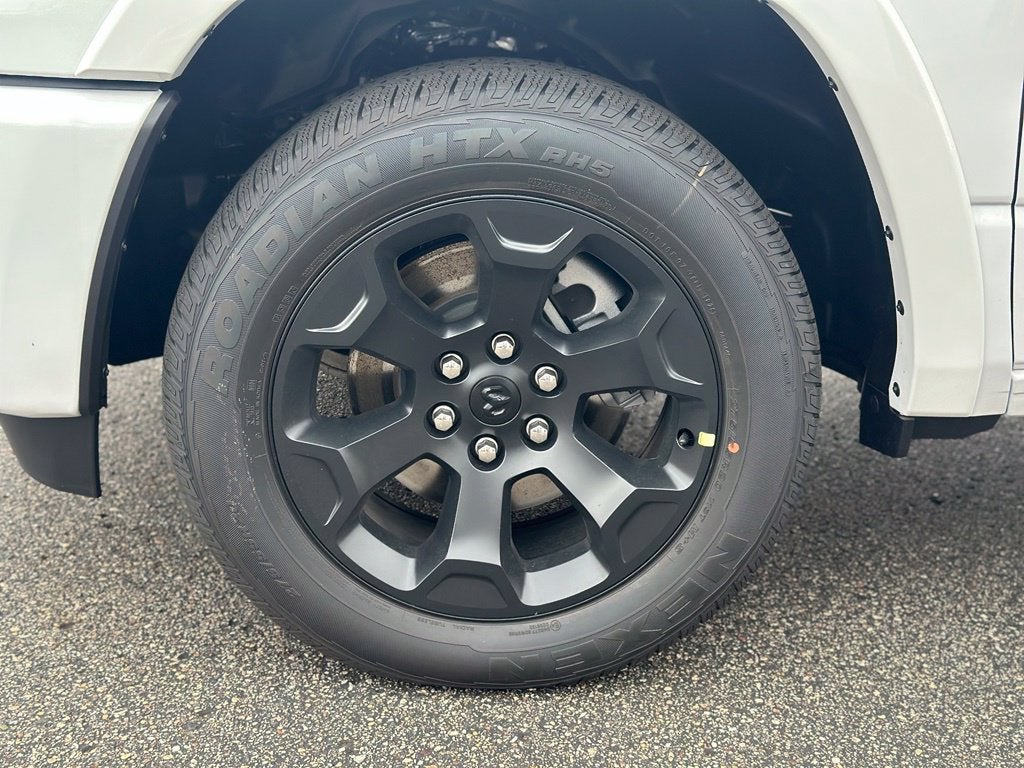 2027 RAM 1500 Big Horn/Lone Star