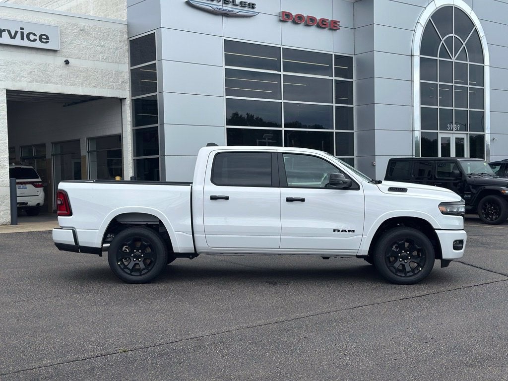 2027 RAM 1500 Big Horn/Lone Star