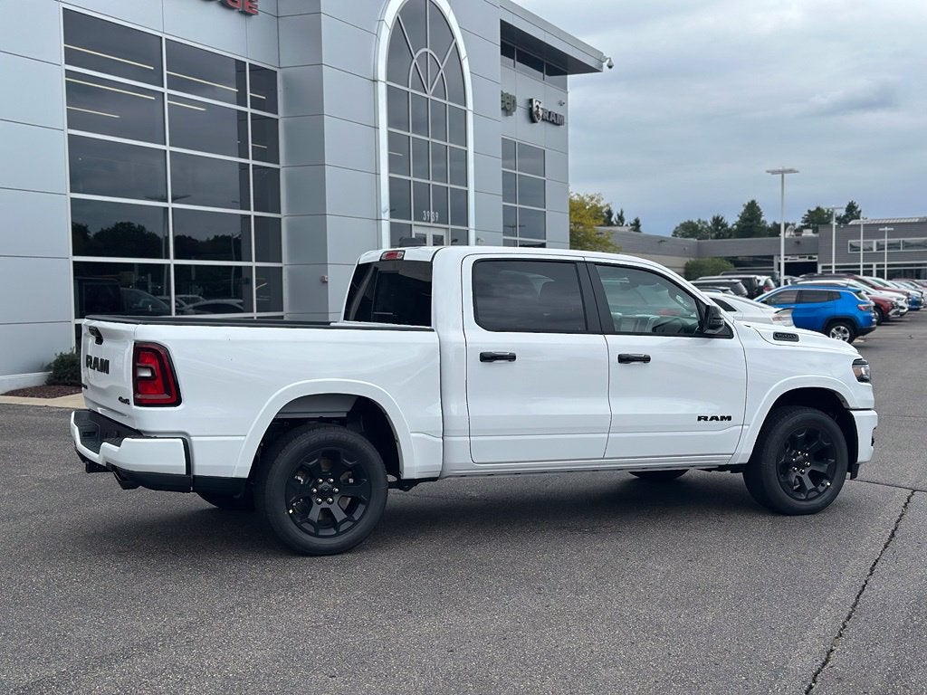 2027 RAM 1500 Big Horn/Lone Star