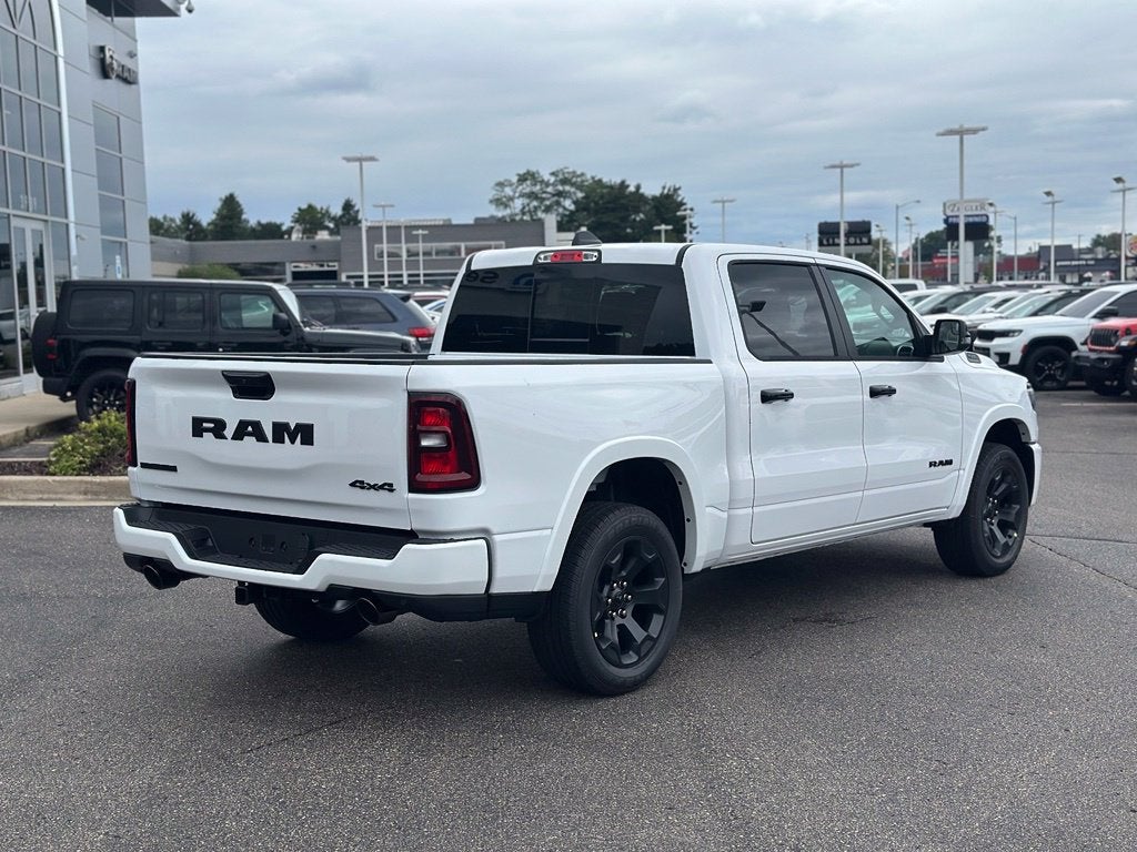 2027 RAM 1500 Big Horn/Lone Star