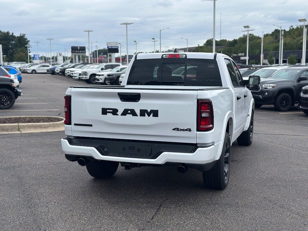 2027 RAM 1500 Big Horn/Lone Star