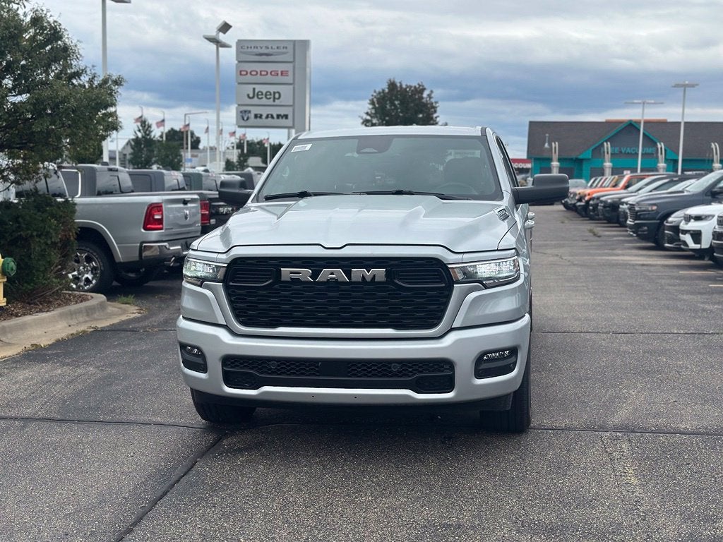2027 RAM 1500 Big Horn/Lone Star