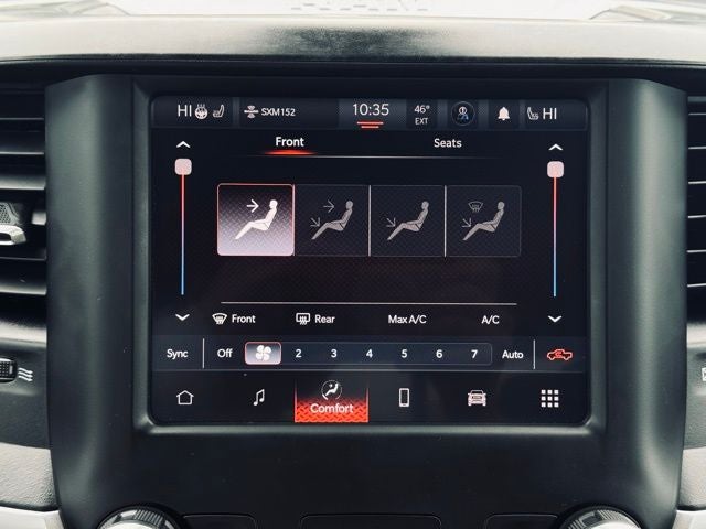 2022 RAM 1500 Big Horn Crew Cab 4x4 5'7' Box