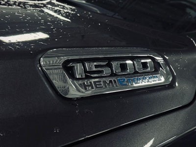 2022 RAM 1500 Big Horn Crew Cab 4x4 5'7' Box