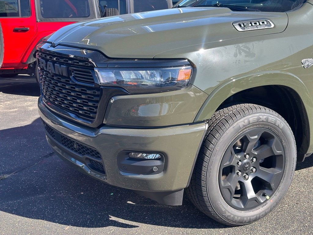2027 RAM 1500 Big Horn/Lone Star