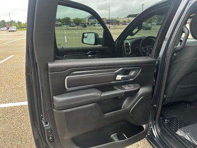 2027 RAM 1500 Big Horn/Lone Star