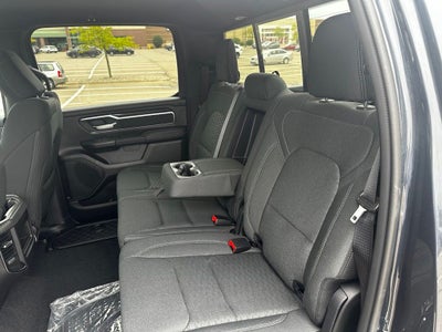 2027 RAM 1500 Big Horn/Lone Star