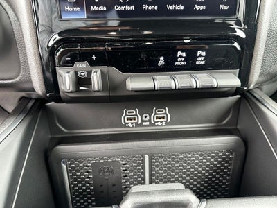2027 RAM 1500 Big Horn/Lone Star