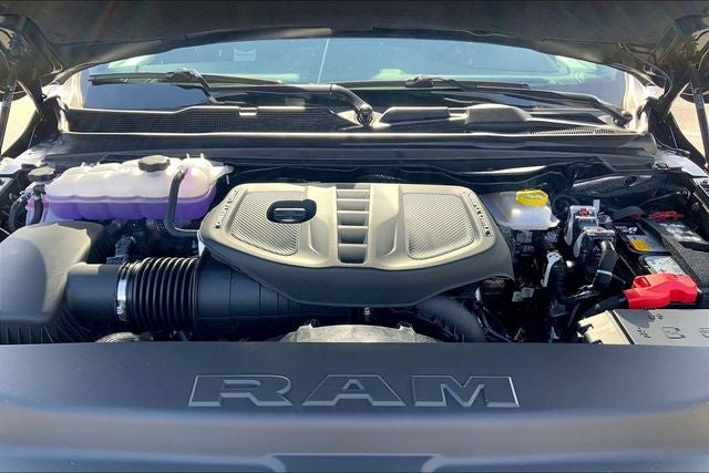 2026 RAM 1500 RAM 1500 LIMITED CREW CAB 4X4 5'7' BOX