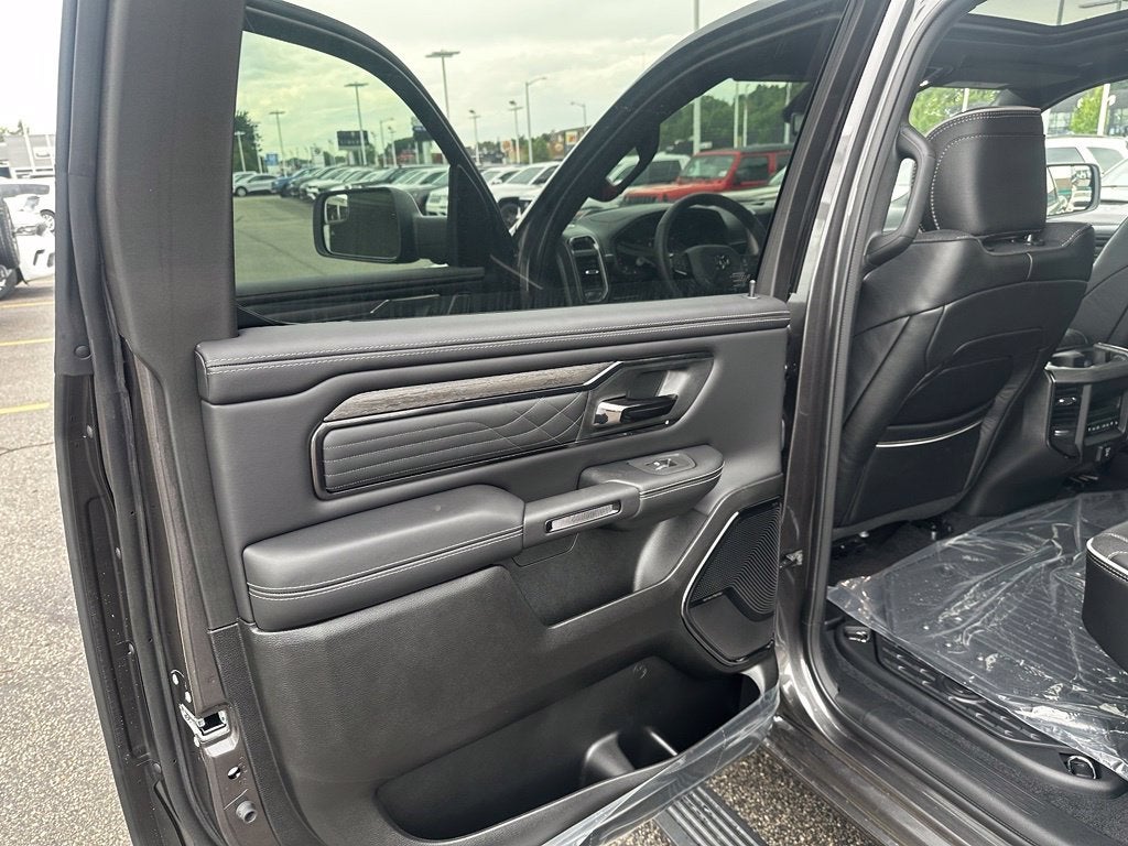 2027 RAM 1500 Limited