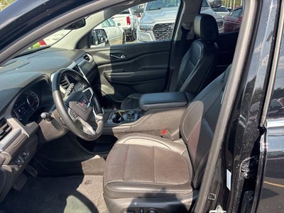 2023 GMC Acadia AWD SLT