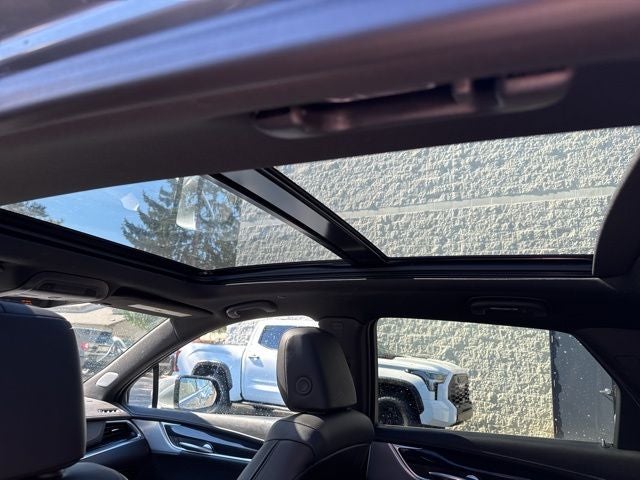 2025 Cadillac XT5 AWD Premium Luxury