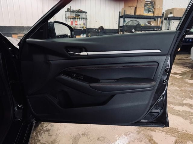 2023 Nissan Altima SR Intelligent AWD