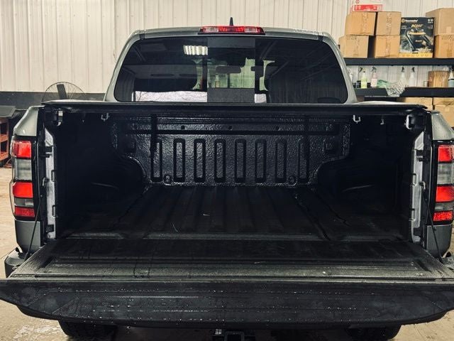 2023 Nissan Frontier Crew Cab PRO-4X 4x4