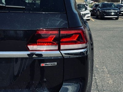 2022 Volkswagen Atlas 3.6L V6 SE w/Technology