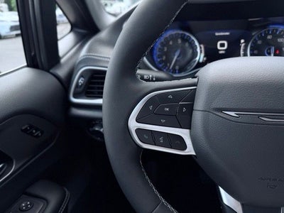 2027 Chrysler Pacifica PACIFICA SELECT
