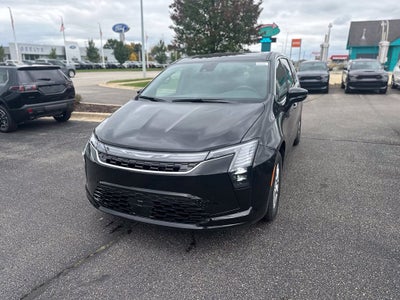 2027 Chrysler Pacifica Select