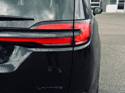 2025 Chrysler Pacifica Limited