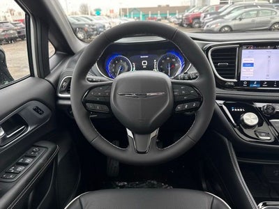 2026 Chrysler Pacifica PACIFICA LIMITED AWD