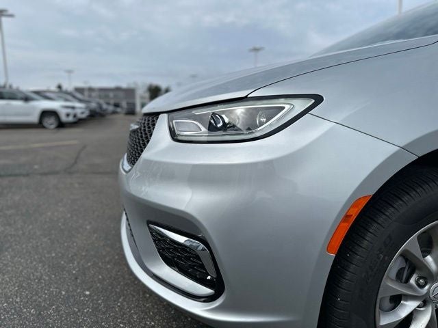 2026 Chrysler Pacifica PACIFICA LIMITED AWD