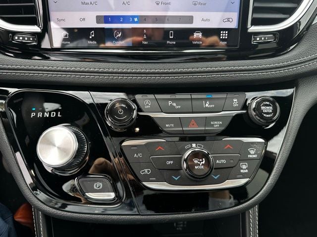 2026 Chrysler Pacifica PACIFICA LIMITED AWD