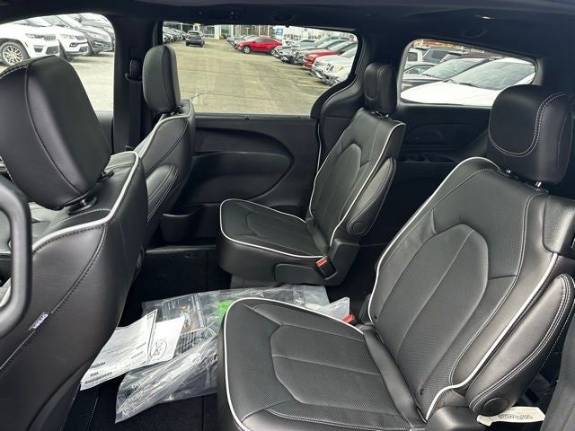 2026 Chrysler Pacifica PACIFICA LIMITED AWD
