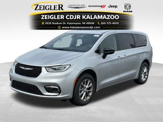 2026 Chrysler Pacifica PACIFICA LIMITED AWD